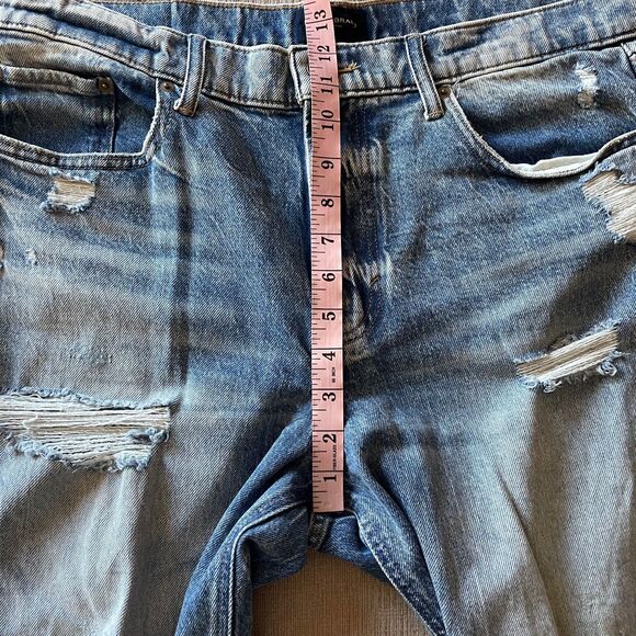 Lucky Brand distressed boy jeans, size 12/31 - Picture 10 of 12